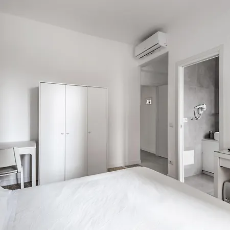 Porta Furba Apartment *